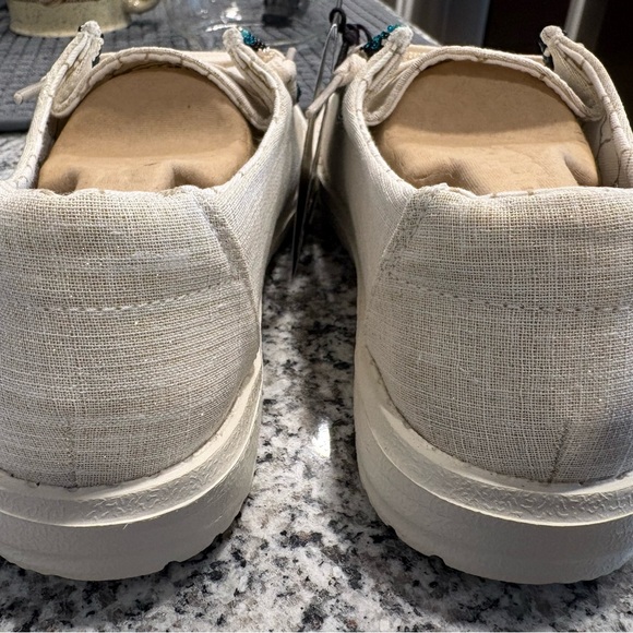 Hey Dudes Women’s - Picture 3 of 6